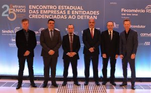 Silério Käfer - Presidente Sindergs, Vilnei Sessim - Presidente SindiCFC, Renato Nunes - Presidente SindCDV, Sidnei Hofer - Presidente Arpen,Vilson Silva -Vice-Presidente Sindergs, Irineo Grings - Presidente do SindiCRD